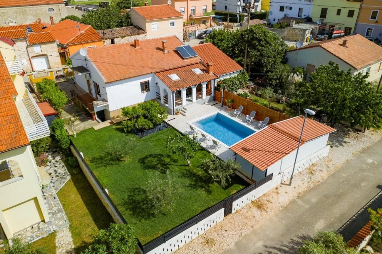 Holiday House Nada With The Pool Fazana 0*,  Croatia