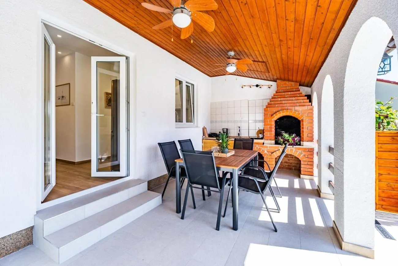 Holiday home Holiday House Nada With The Pool Fazana Croatia